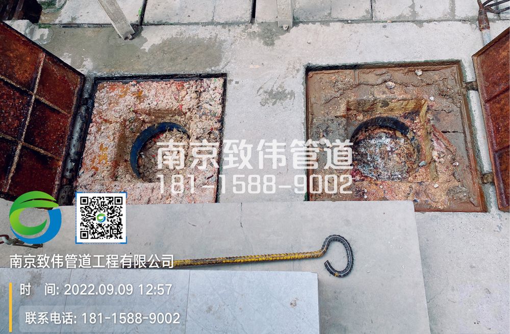 鹭鸣苑工地食堂隔油池油污清理施工现场